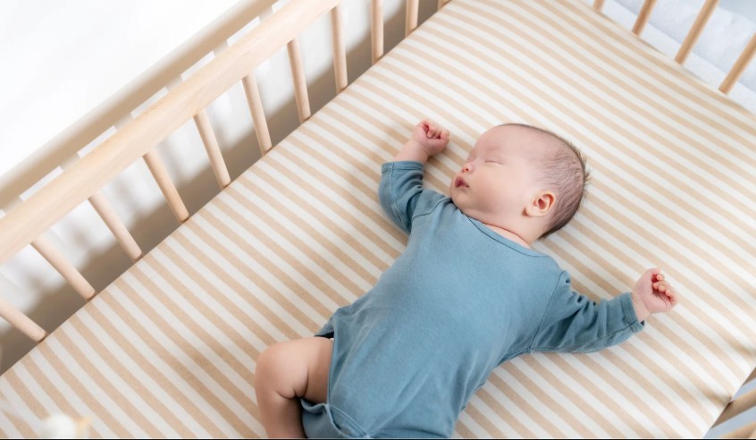 Can a Newborn Sleep in a Pack and Play