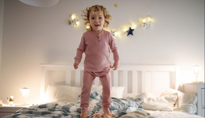 How to Get Toddler to Stay in Bed at Night