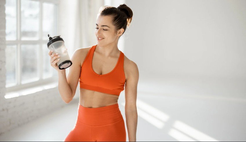 Can a Teenager Drink Protein Shakes