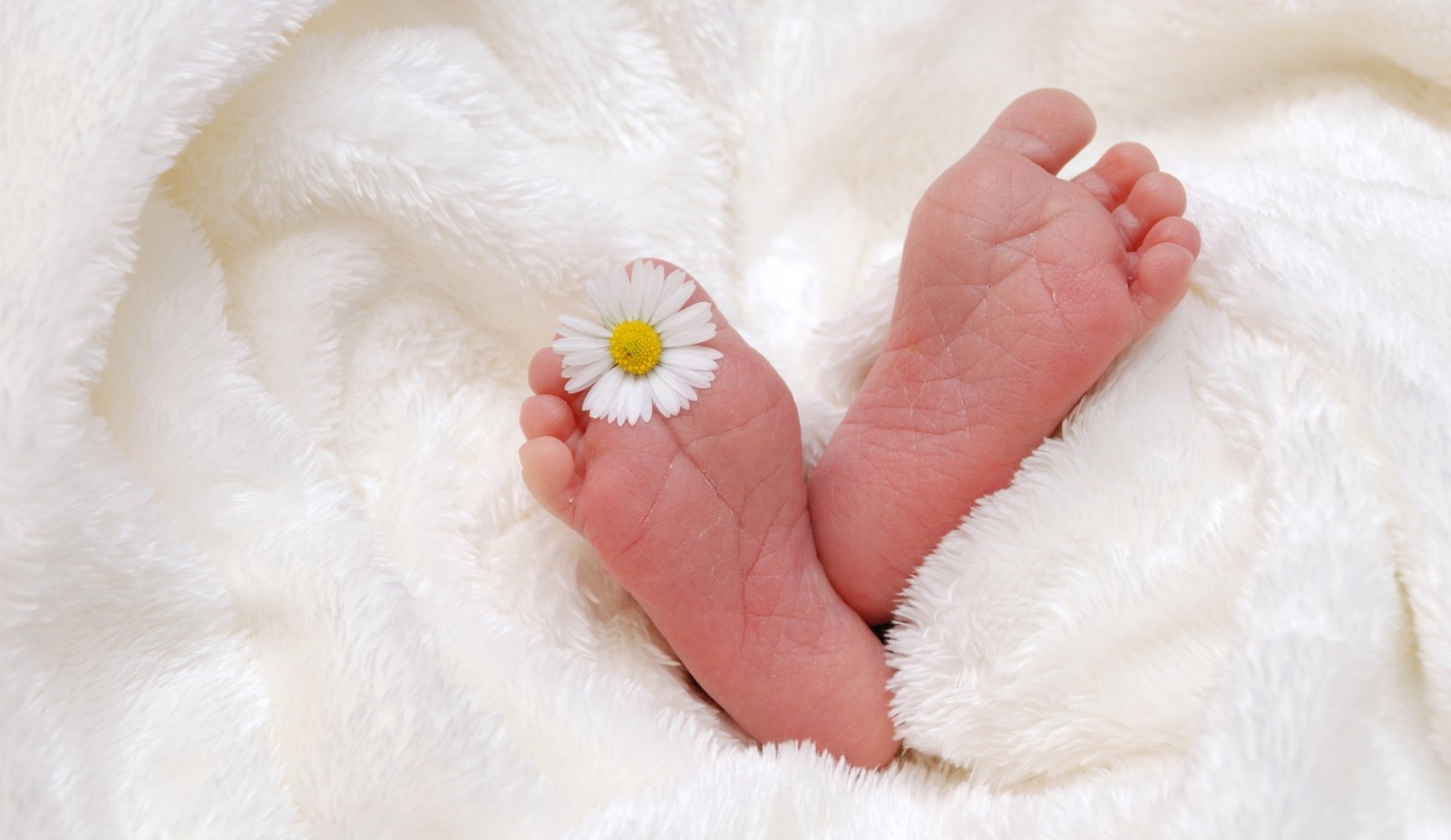 Postpartum Essentials for Mom