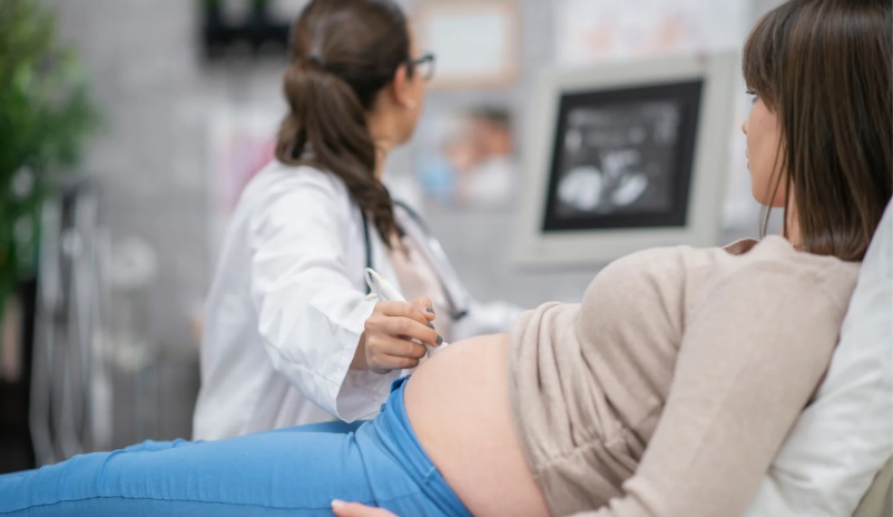 Decidual Cast and Ectopic Pregnancy