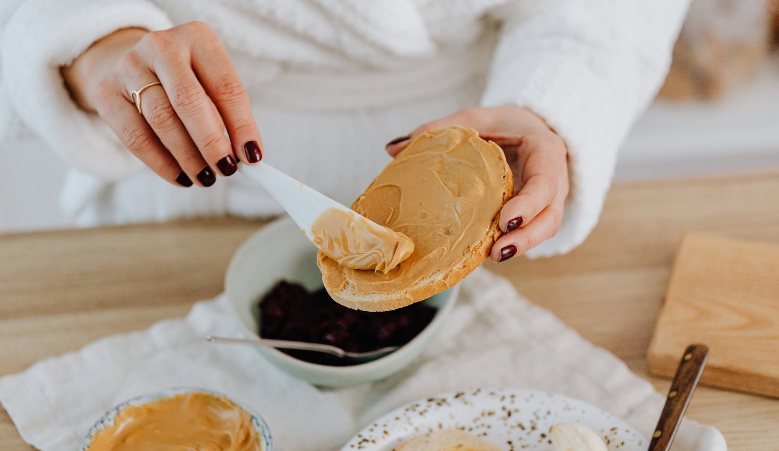Eating Peanut Butter While Breastfeeding
