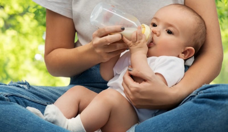 How Often Should a Newborn Feed on Formula