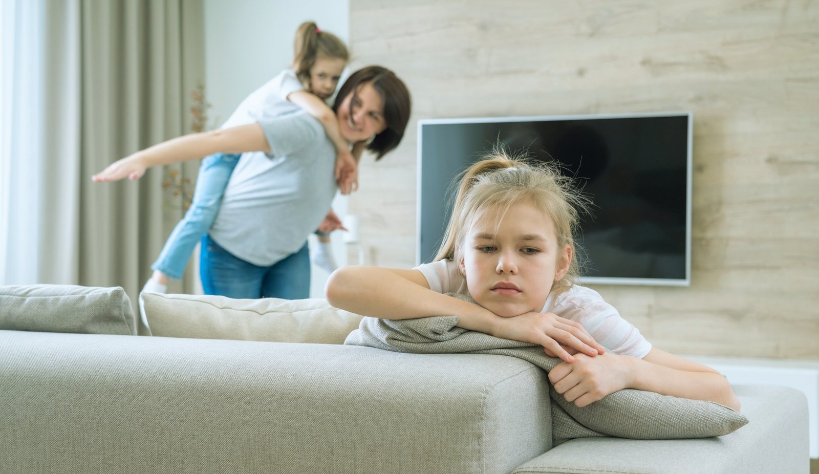 Sibling Jealousy in Adulthood Jealous Siblings in Adulthood Sibling Jealousy into Adulthood